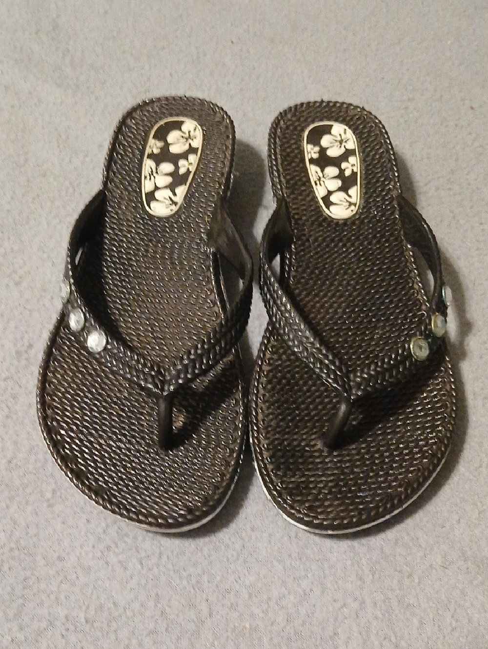 Brown Woven Flip Flop Sandals with Floral Insole